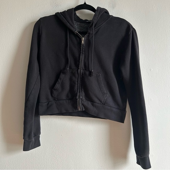 Brandy Melville Sweaters - Brandy Melville Sz S Black Cropped Relaxed Hooded Full Zip Sweater